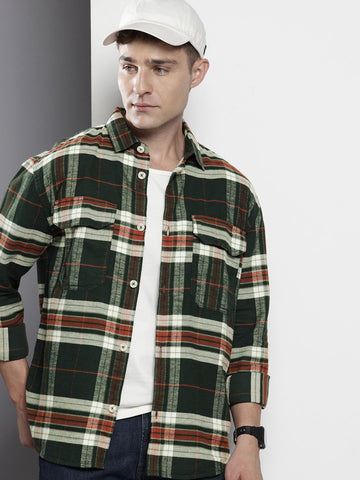 Men's Green Regular Fit Checked Casual Shirt