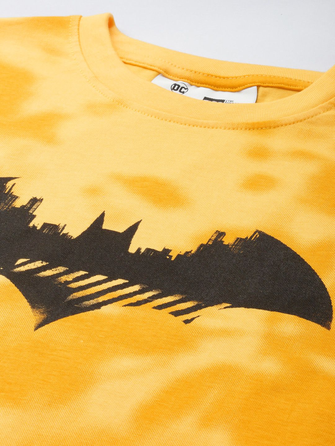 Men's Yellow Slim Fit Character Batman Printed Crew Neck T-Shirt