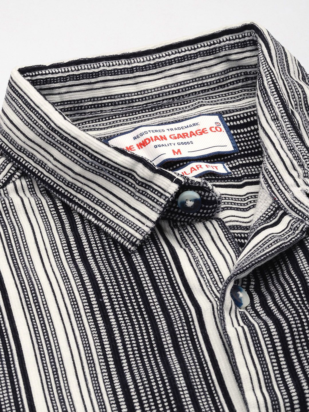Men's Black Regular Fit Printed Casual Shirt