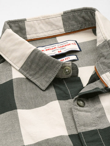 Men's Green Slim Fit Checked Casual Shirt