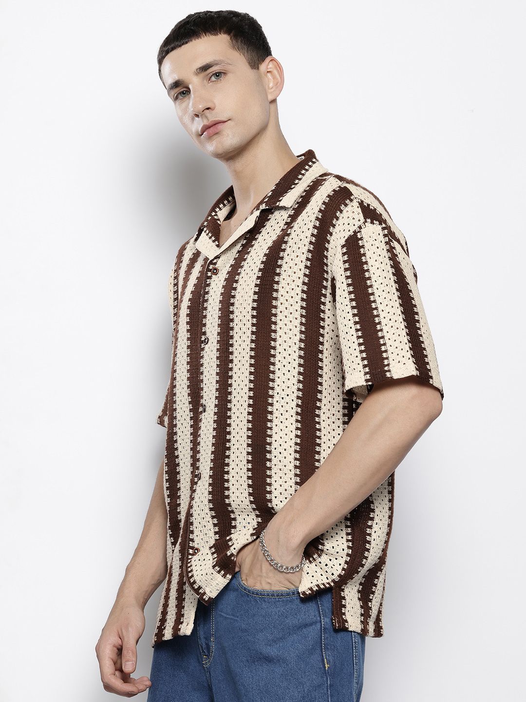 Men's Off White Relaxed Fit Textured Resort Wear Shirt