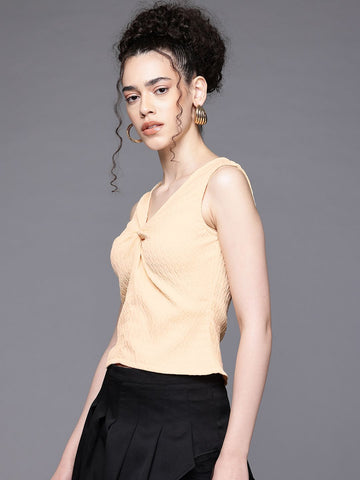 Freehand by The Indian Garage Co Women Fitted Textured Tank Top
