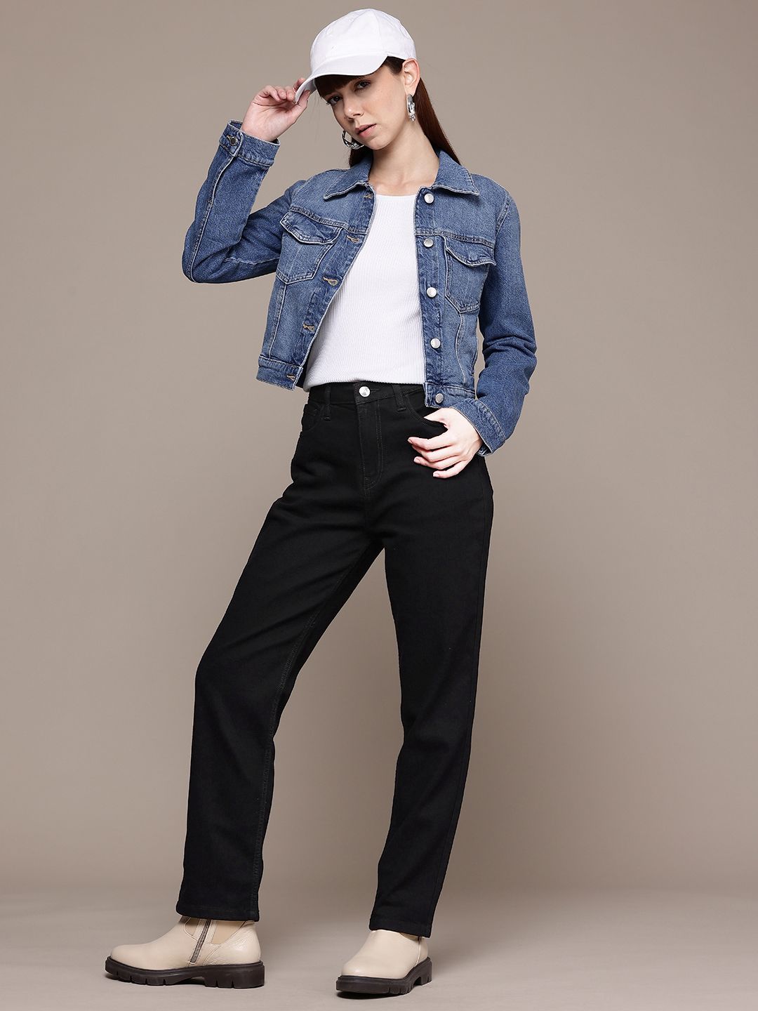 Men's Black Straight Fit Casual Jeans