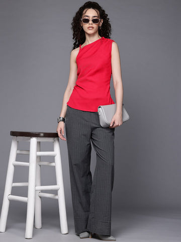 Freehand by The Indian Garage Co Women Fitted Textured One Shoulder Top