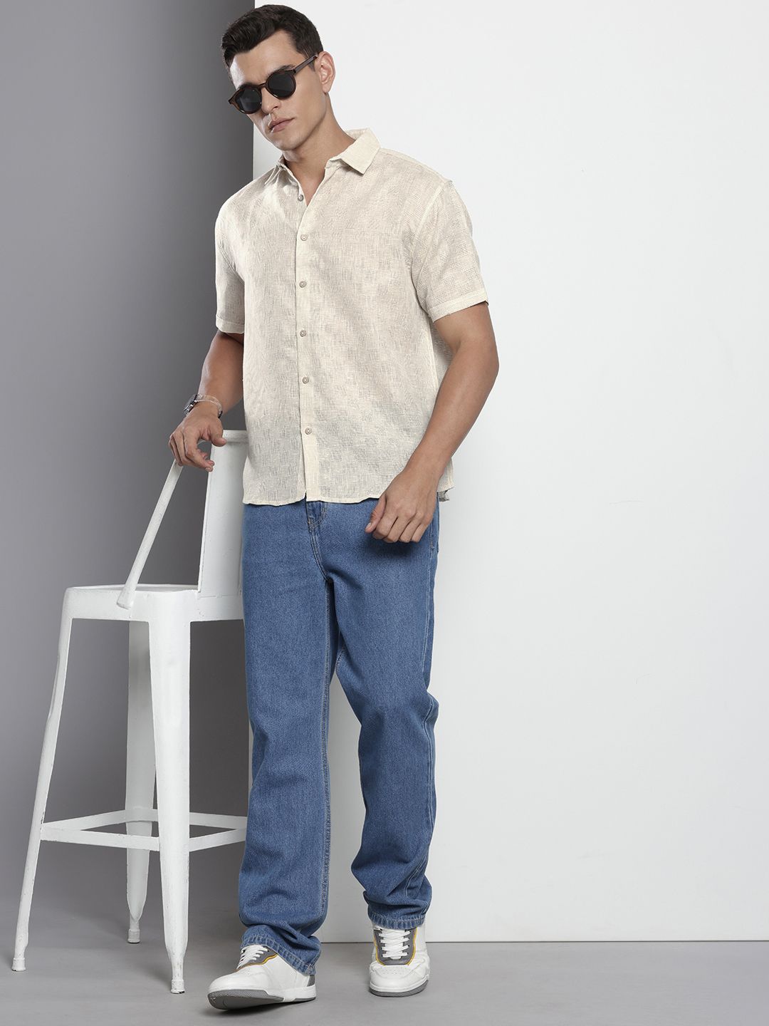 Men's Beige Relaxed Fit Textured Resort Wear Shirt