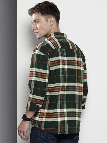 Men's Green Regular Fit Checked Casual Shirt
