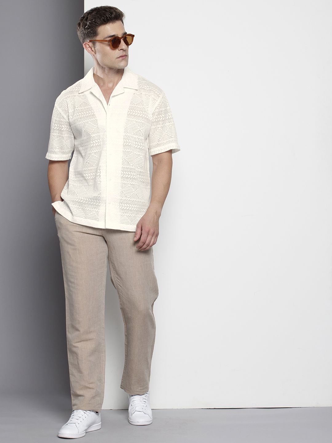 Men's White Relaxed Fit Textured Textured Shirt