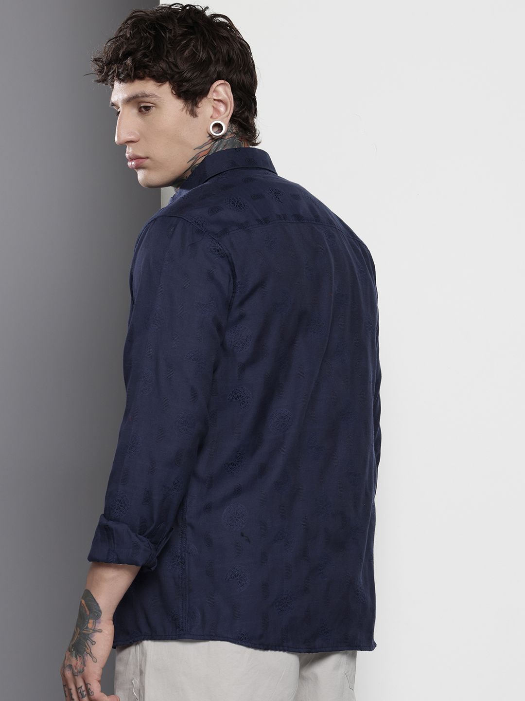 Men's Navy Blue Regular Fit Textured Resort Wear Shirt