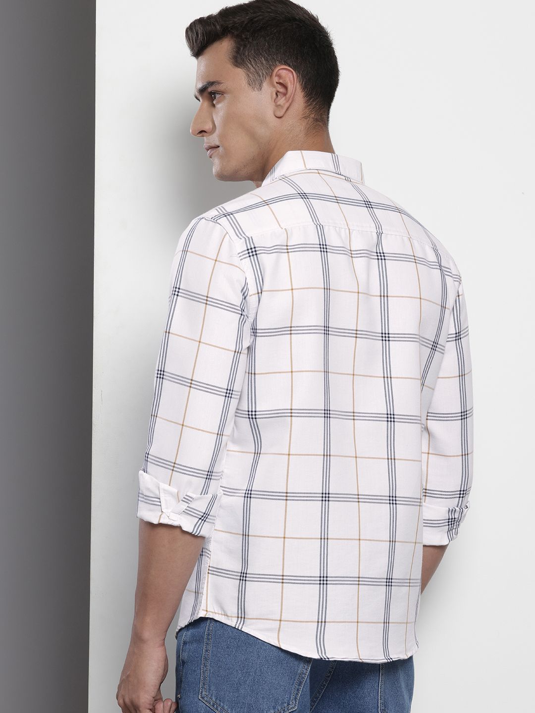 Men's White Slim Fit Checked Casual Shirt