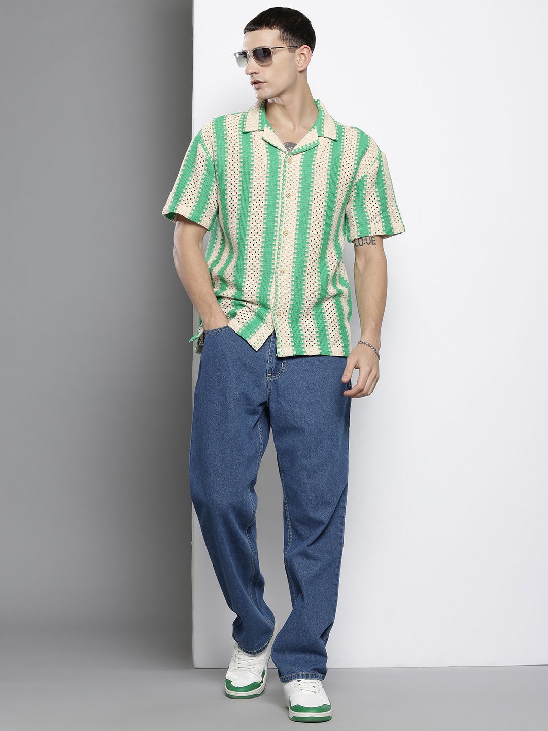 Men's Green Relaxed Fit Textured Resort Wear Shirt