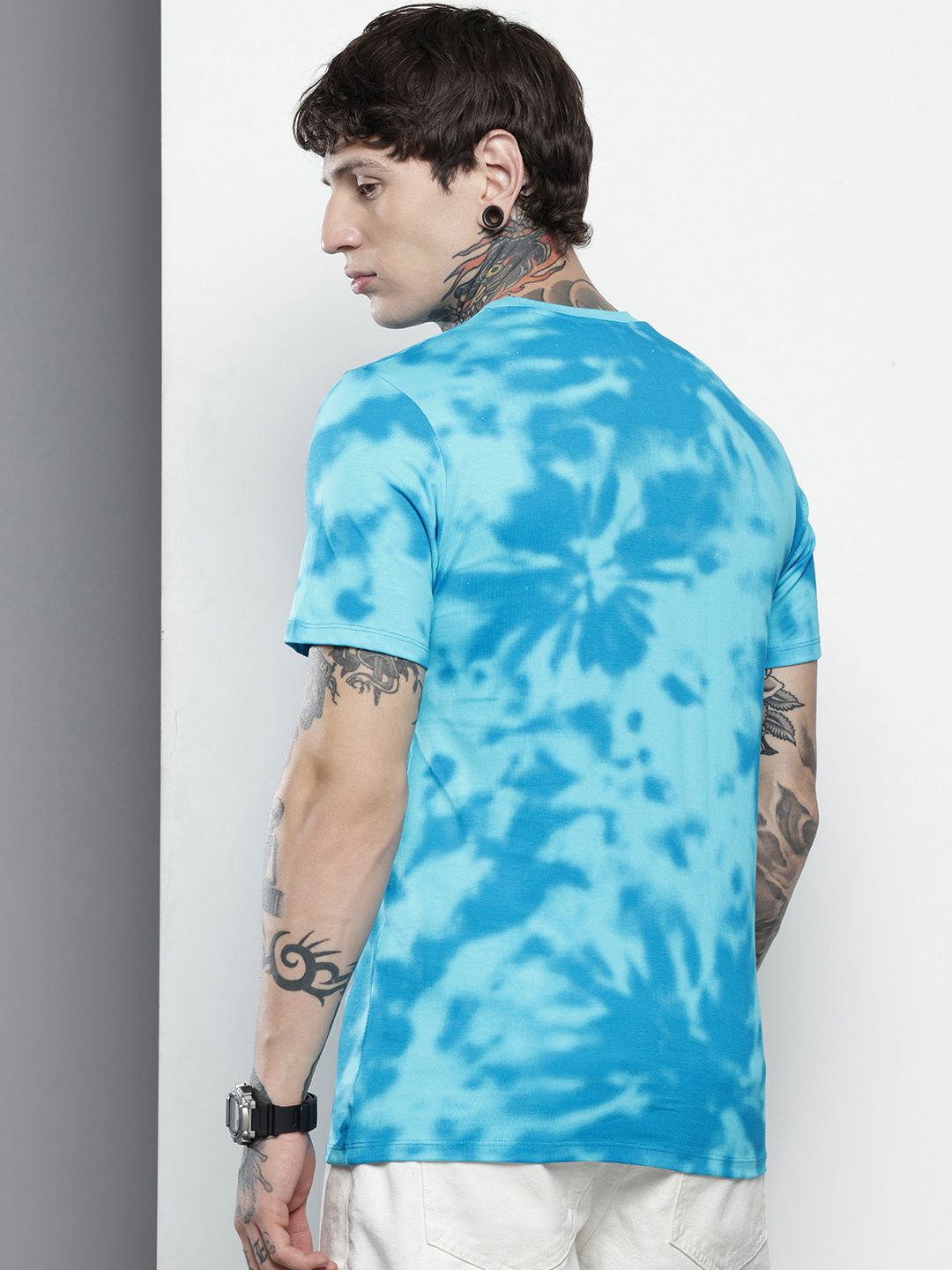 Men's Blue Slim Fit Character Batman Printed Crew Neck T-Shirt