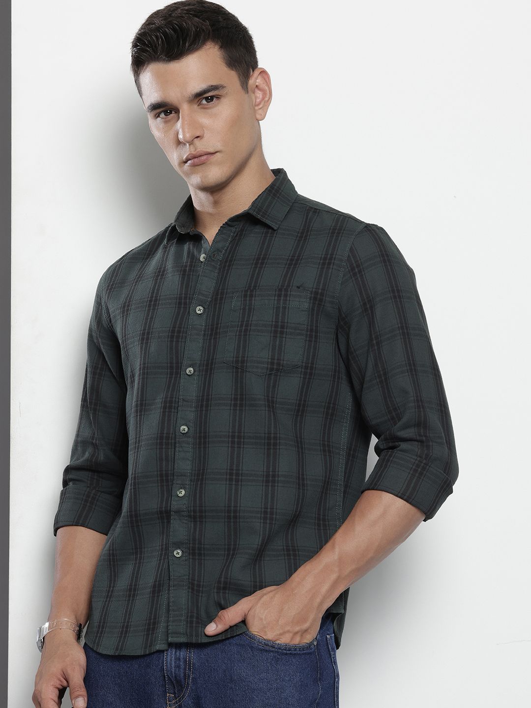 Men's Green Slim Fit Checked Casual Shirt