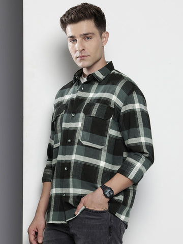 Men's Black Regular Fit Checked Casual Shirt
