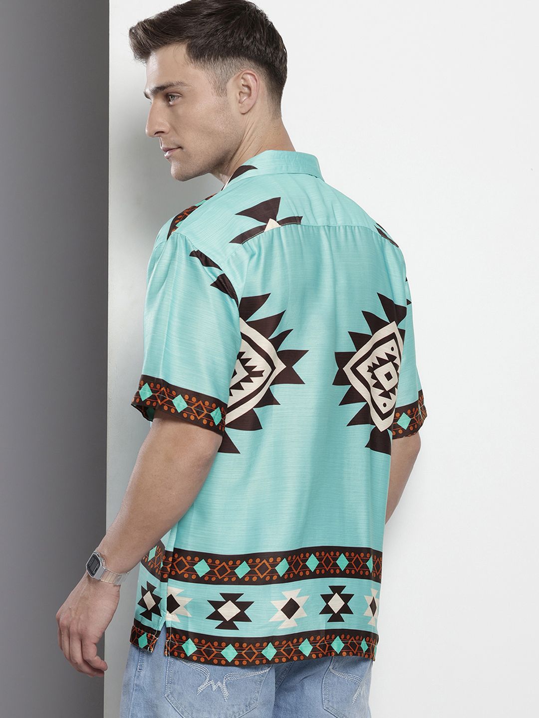 Men's Blue Relaxed Fit Printed Resort Wear Shirt