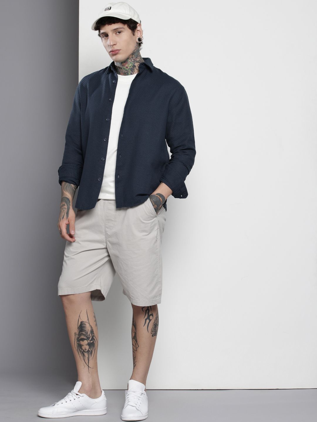 Men's Blue Relaxed Fit Solid Resort Wear Shirt