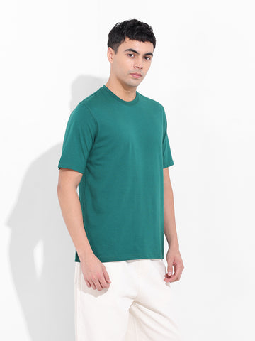 Men's Green Slim Fit Solid Round Neck T-shirt