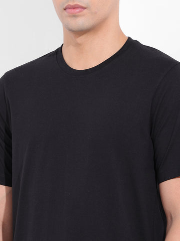 Men's Black Slim Fit Solid Round Neck T-shirt