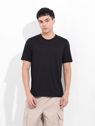 Men's Black Slim Fit Solid Round Neck T-shirt