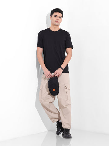 Men's Black Slim Fit Solid Round Neck T-shirt