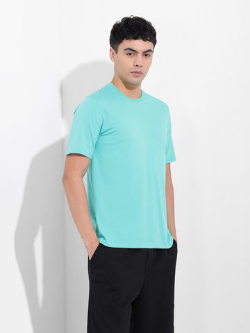 Men's Green Slim Fit Solid Round Neck T-shirt