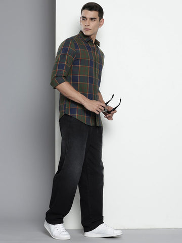Men's Green Slim Fit Checked Casual Shirt