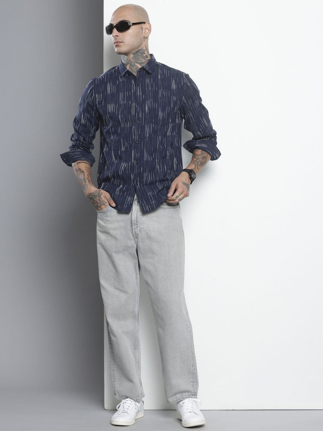 Men's Navy Blue Slim Fit Striped Casual Shirt