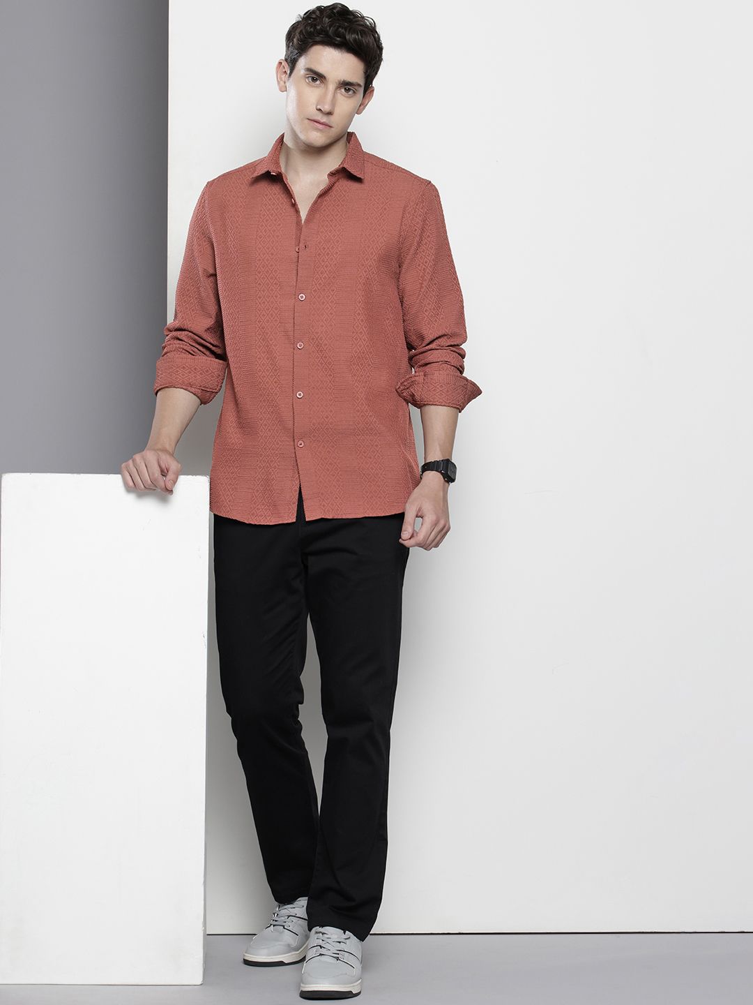 Men's Rust Regular Fit Solid Textured Shirt