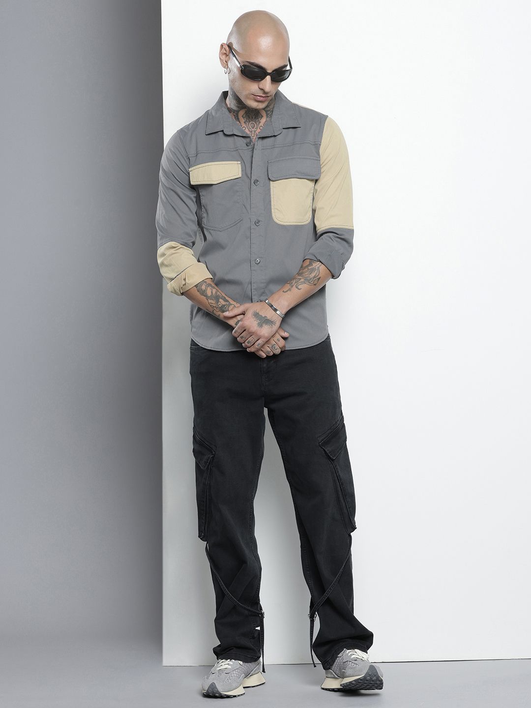 Men's Grey Regular Fit Solid Street Shirt