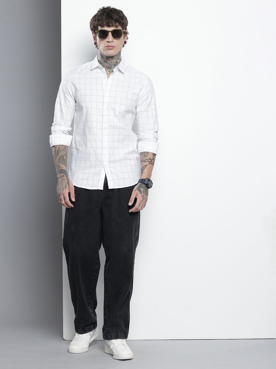 Men's White Slim Fit Checked Casual Shirt
