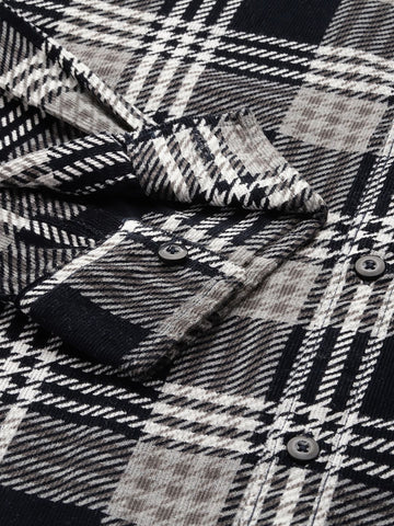 Men's Black Regular Fit Printed Casual Shirt