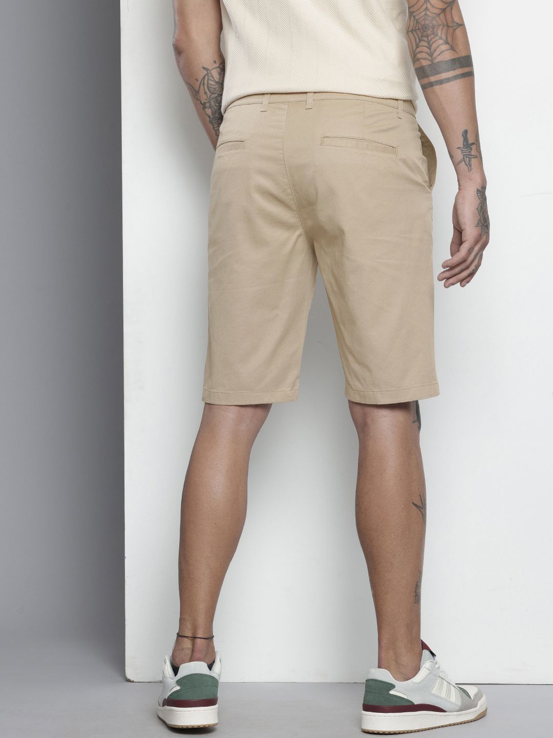 Men's Beige Regular Fit Solid Casual Shorts