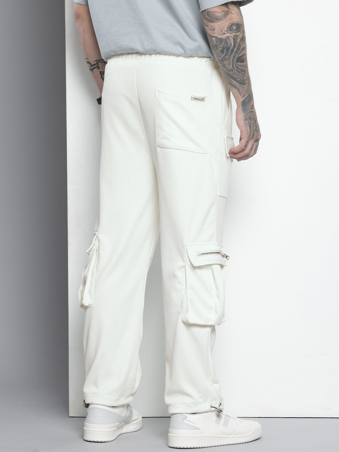 Men's White Relaxed Fit Street Joggers