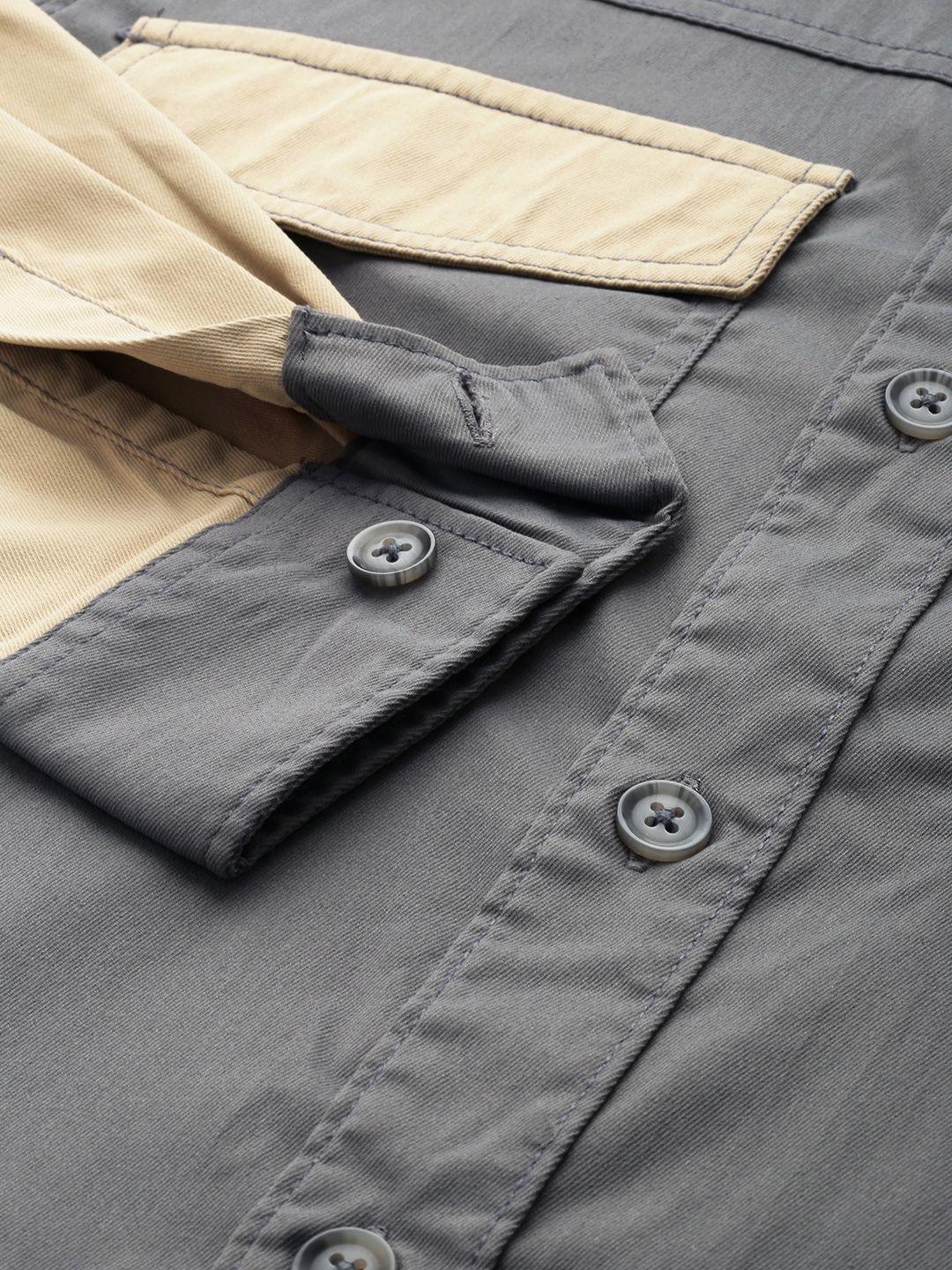 Men's Grey Regular Fit Solid Street Shirt