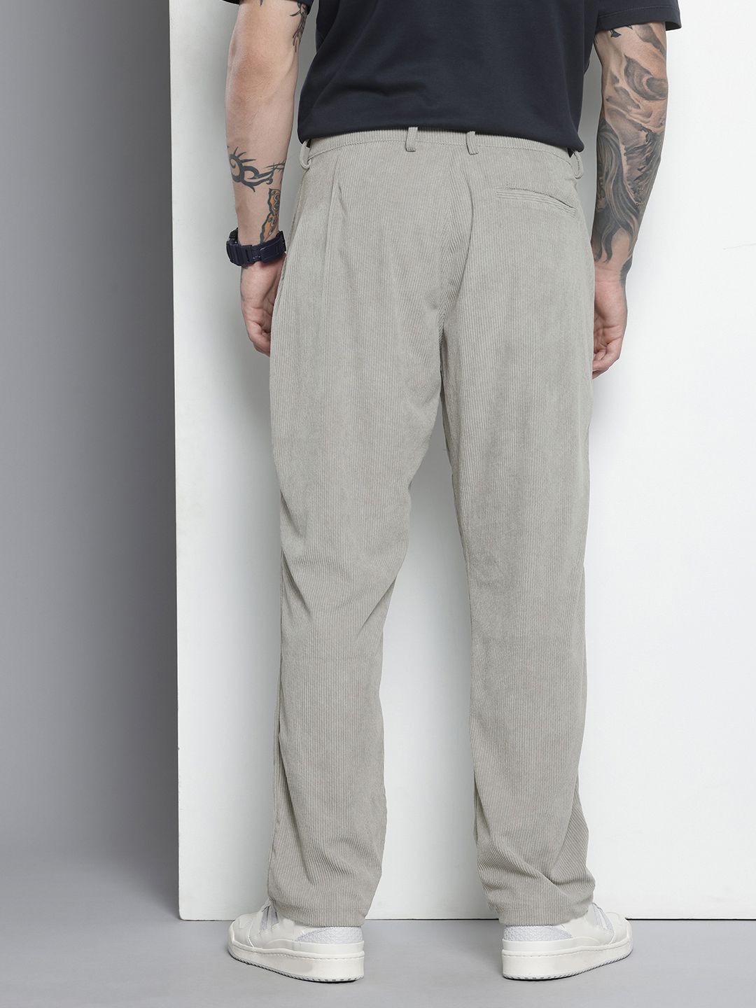 Men's Light Grey Regular Fit Textured Casual Trouser