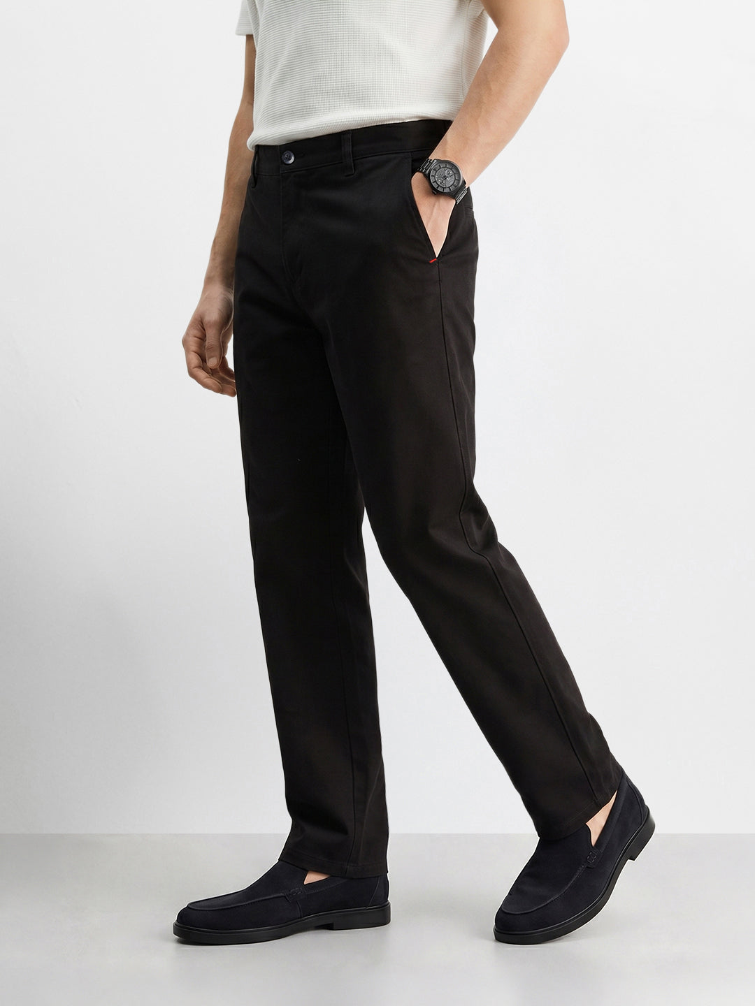Men's Black Slim Fit Solid Chino