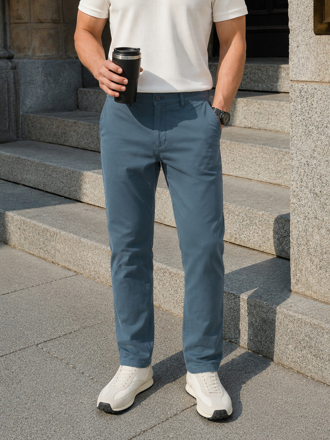 Men's Blue Slim Fit Solid Chino