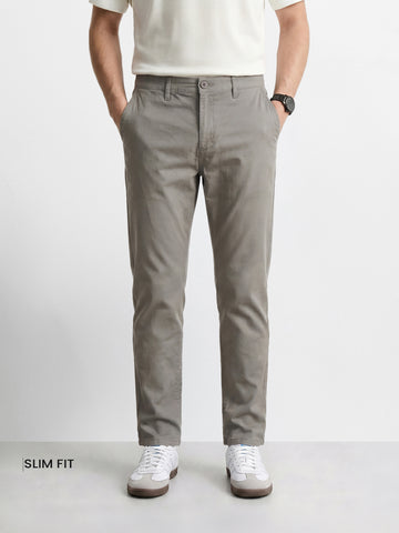Men's Grey Slim Fit Solid Casual Chinos