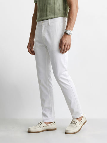 Men's White Slim Fit Solid Chino