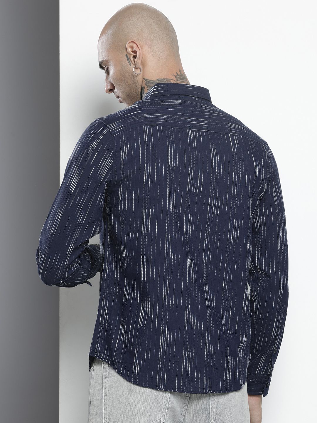 Men's Navy Blue Slim Fit Striped Casual Shirt