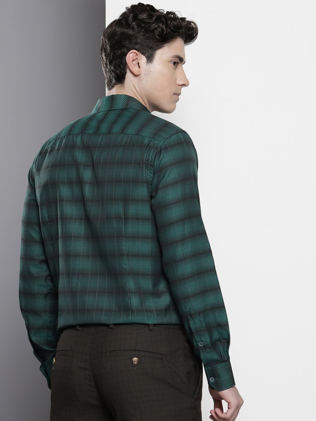 Men's Green Slim Fit Checked Formal Shirt
