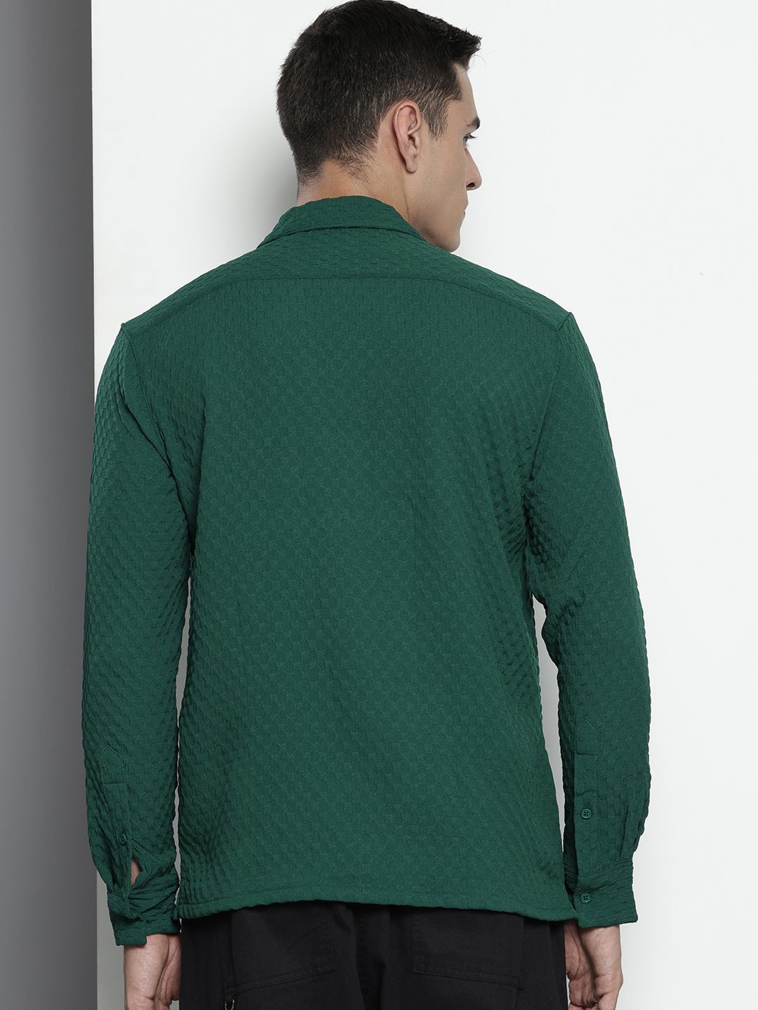 Men's Green Relaxed Fit Solid Textured Shirt
