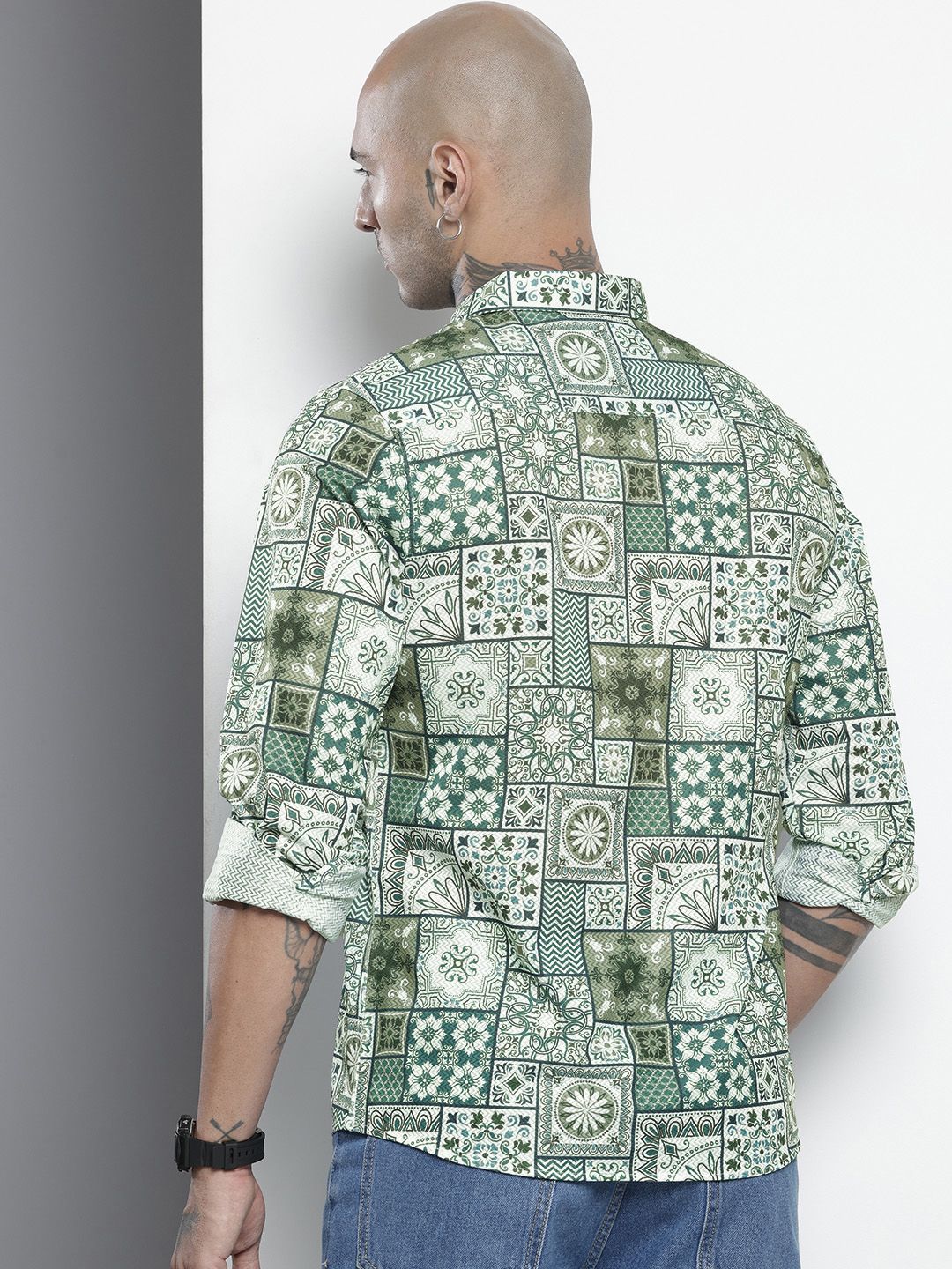 Men's Green Regular Fit Indie Print Textured Shirt