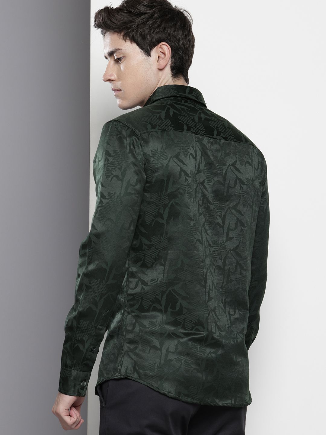 Men's Green Slim Fit Textured Party Wear Shirt