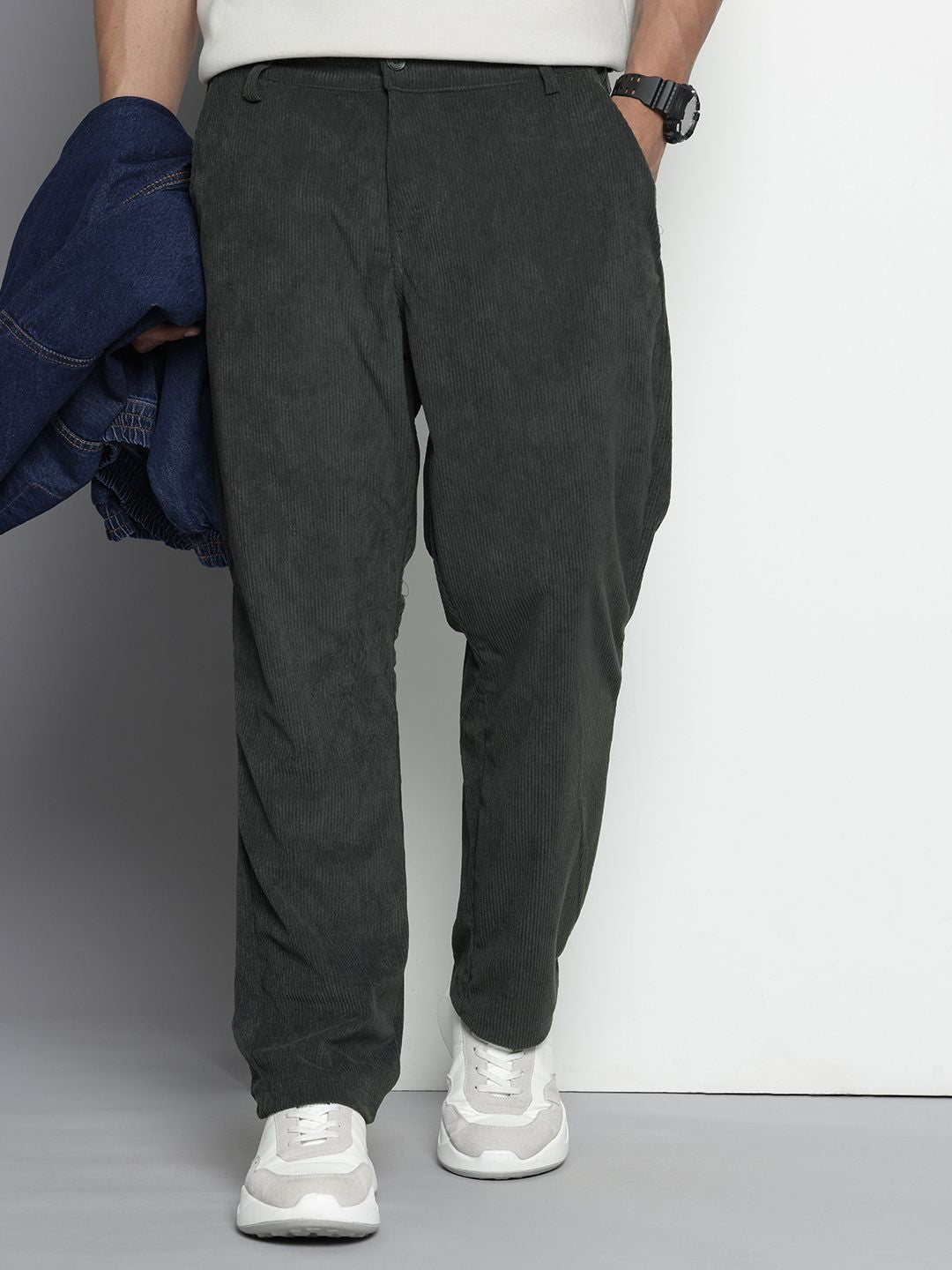 Men's Dark Grey Regular Fit Textured Casual Trouser