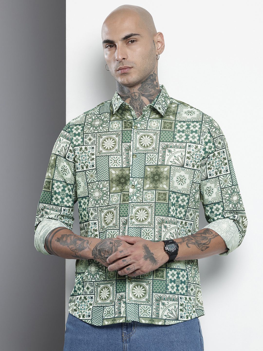 Men's Green Regular Fit Indie Print Textured Shirt