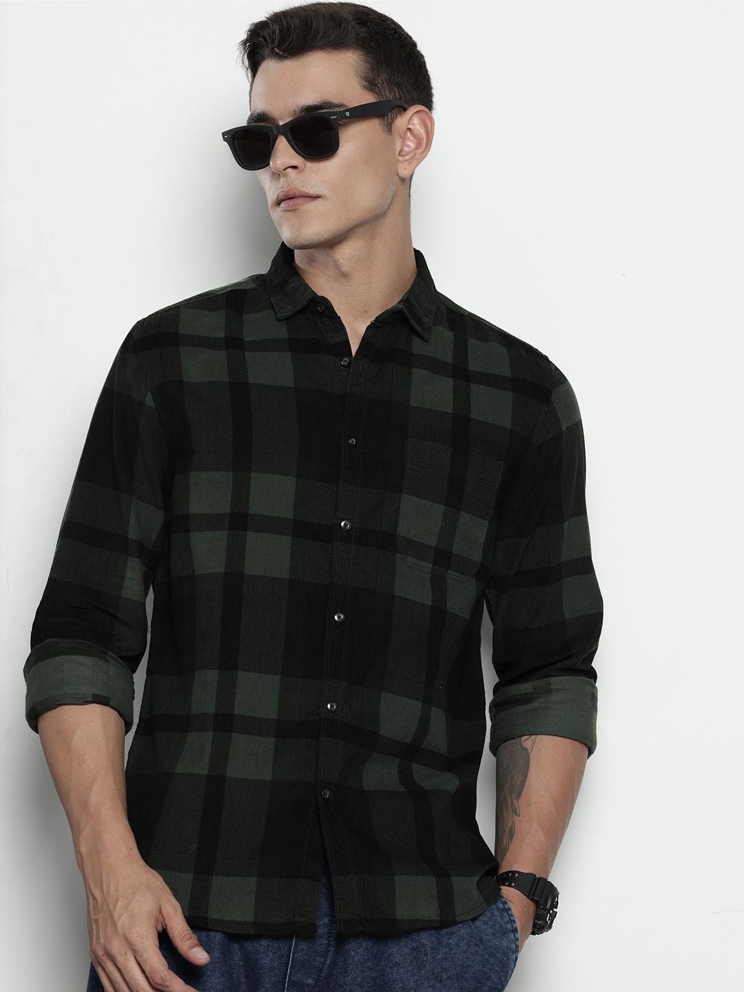 Men's Green Regular Fit Checked Casual Shirt