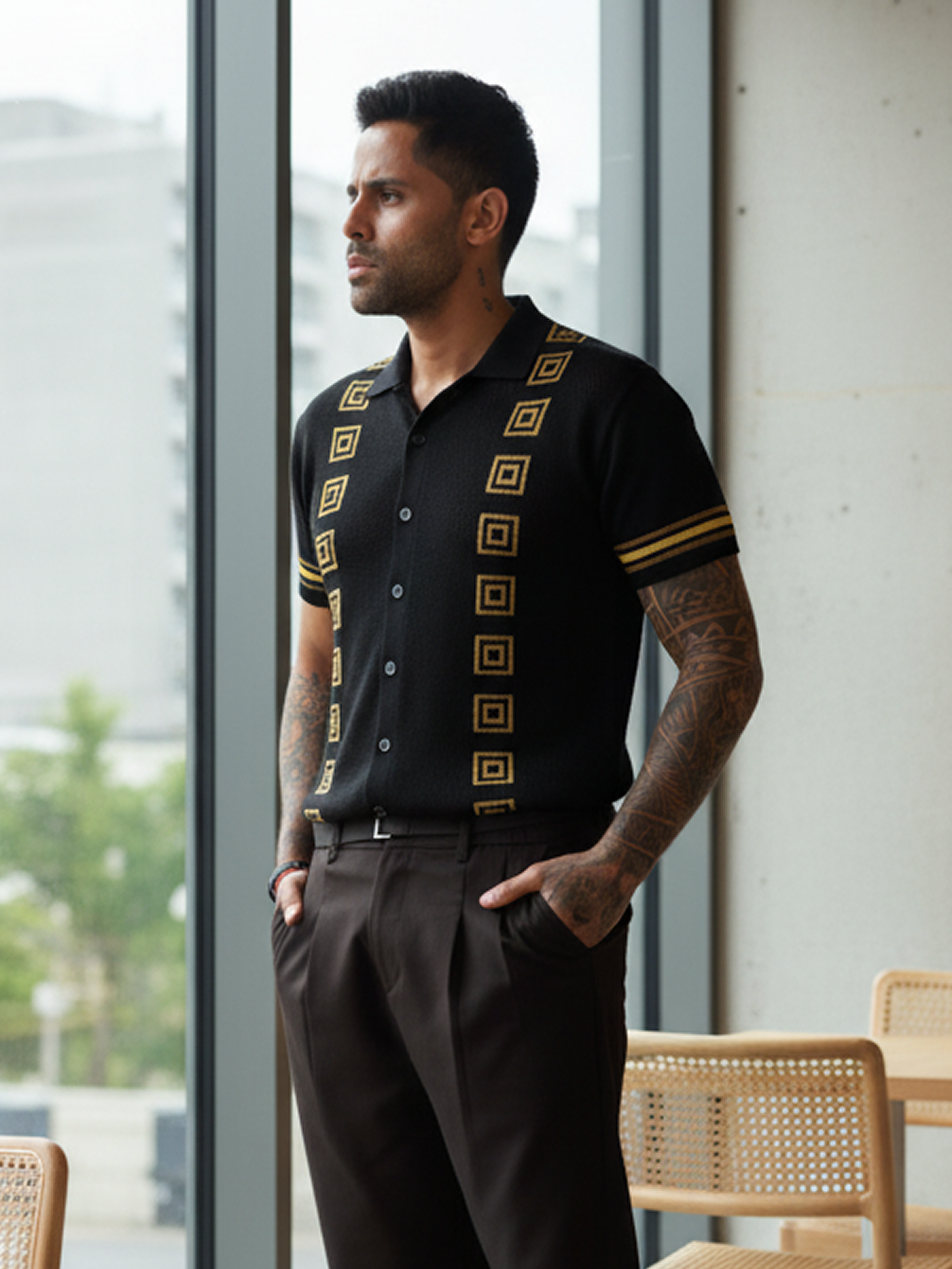 Men's Black Slim Fit Textured Flat Knit Shirt