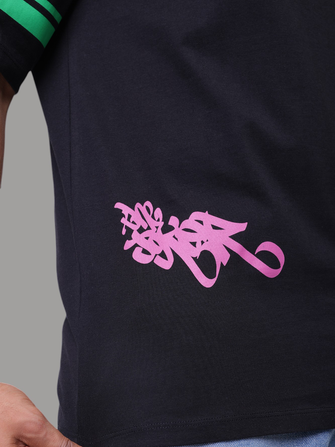Men's Black Boxy Fit Character Print Crew Neck T-shirt
