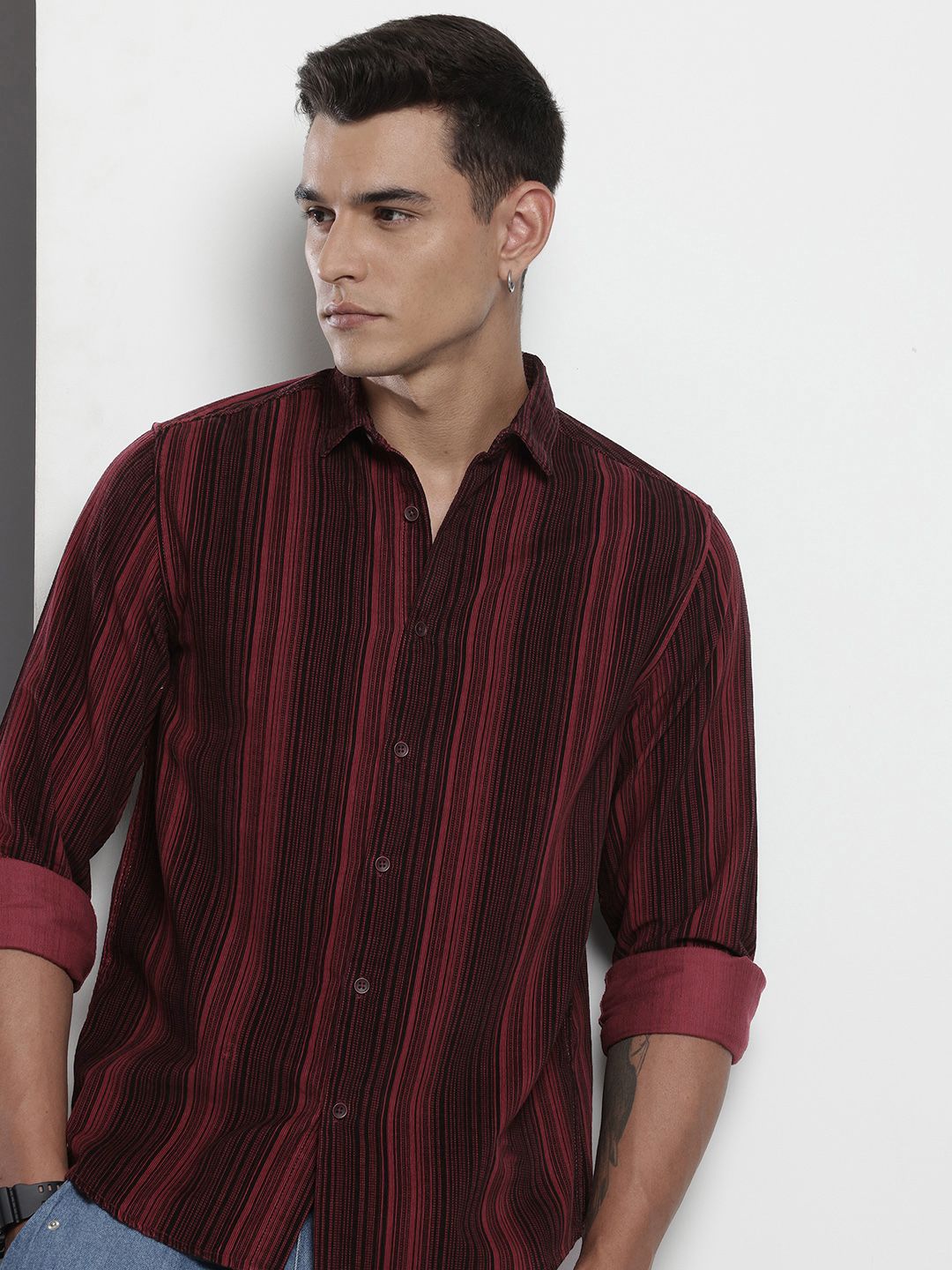 Men's Maroon Regular Fit Printed Casual Shirt