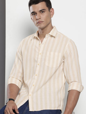 Men's Off White Regular Fit Checked Casual Shirt
